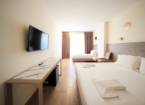 Circuit Couleurs d'Albanie, logement Framissima Fllad Resort 5* - 27