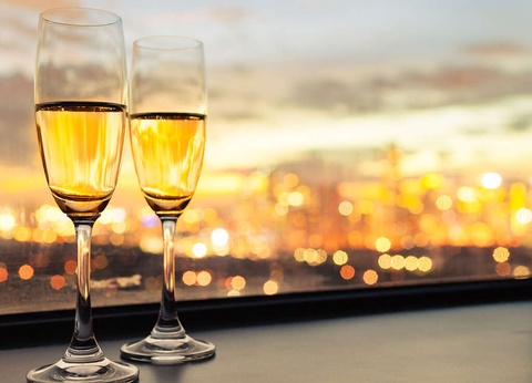 Escapade gourmande avec coupes de champagne à Lille - 4* - 14