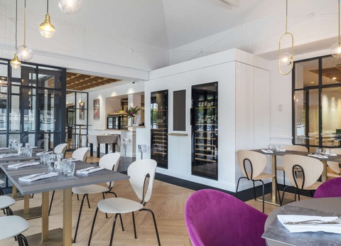 Séjour familiale à la découverte du Zoo la Bourbansais dans un hôtel de charme 4*+ Petit-déjeuner + Accès à l'espace détente + Sauna - 7