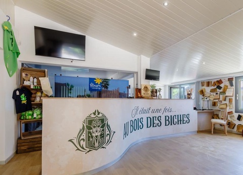 Flower Camping Au Bois des Biches, 4* - 39