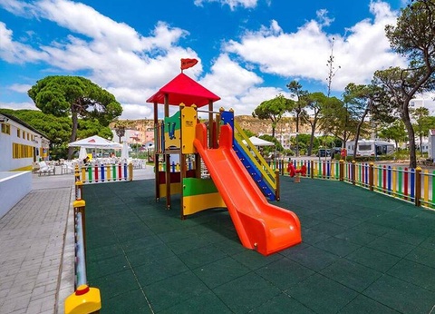 Camping Costa de Caparica, 3* - 3