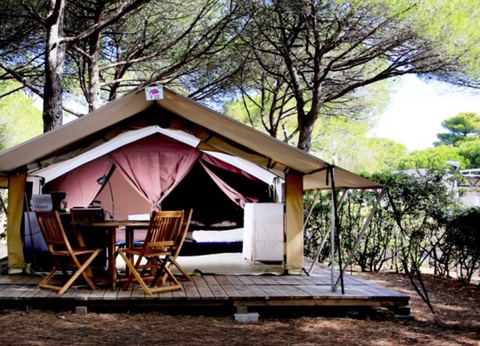 Camping La Tamarissière, 4* - 27