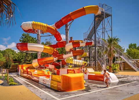 Camping Riez à la Vie 4* - 2