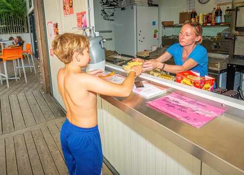 Camping Les Ajoncs d'Or 4* - 30