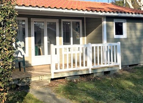 Camping L'Abri des Pins, 4* - 98