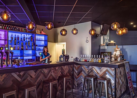 Camping Les Pirons, 5* - 56