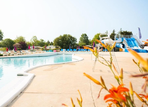 Camping Siblu Domaine de Dugny 4* - 31