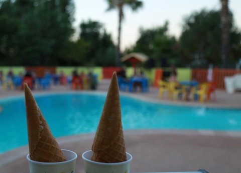 Camping Les Berges du Canal, 4* - 29