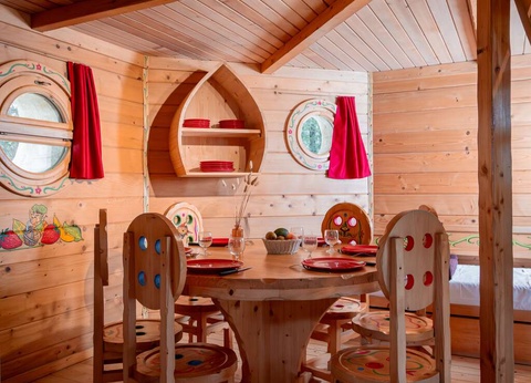 Prenez de la hauteur en famille en séjournant en cabane dans les arbres près de Poitiers - 4* - 3