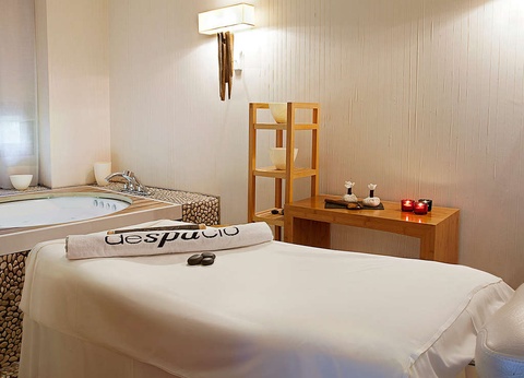 Pause romantique et récréative à Barcelone 4* - 15