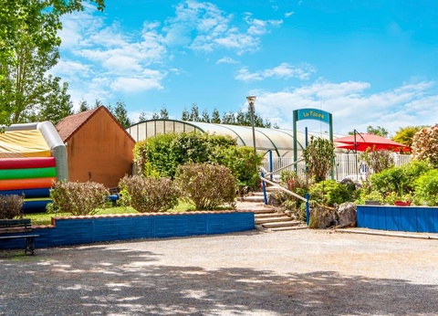 Camping les Etangs du Plessac 4* - 2