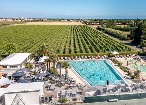 Camping Romanée - le Cormoran, 5* - 43