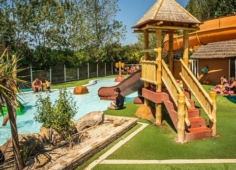 Camping Le Clos Virgile, 4* - 111