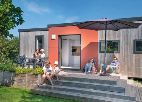 Flower Camping les Aubepines, 4* - 25