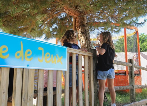 Camping Paradis - Le Grand R, 4* - 12