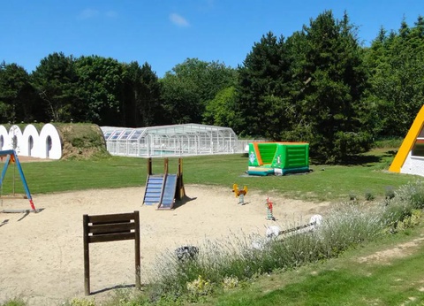 Flower Camping Le Rompval, 3* - 9