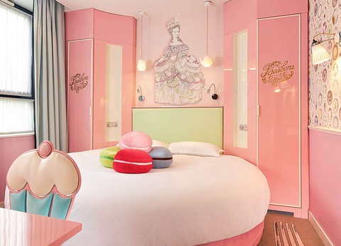 Partez en amoureux à la découverte de Paris en bateau ! - 4* - 23