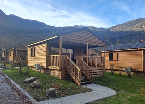 Camping Village de Chalets Le Pas de l'Ours, 3* - 10