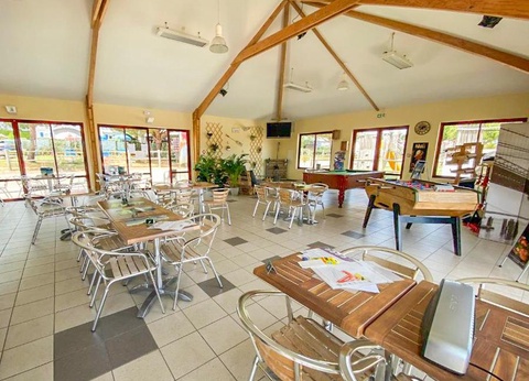 Camping La Riviera, 4* - 134