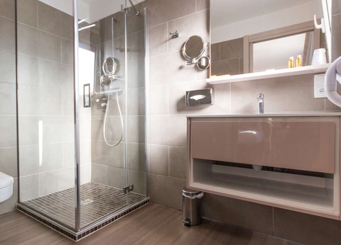 Weekend Romantique dans un village provençal aux portes de Cannes - 3* - 38