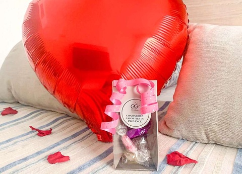 Weekend en amoureux avec vue mer et champagne et Lovebox à Saint-Raphaël - 4* - 21