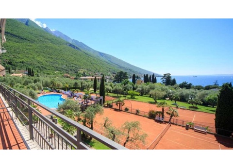 Séjour au Lac de Garde, en Malcesine, avec petit déjeuner inclus - 3* - 6