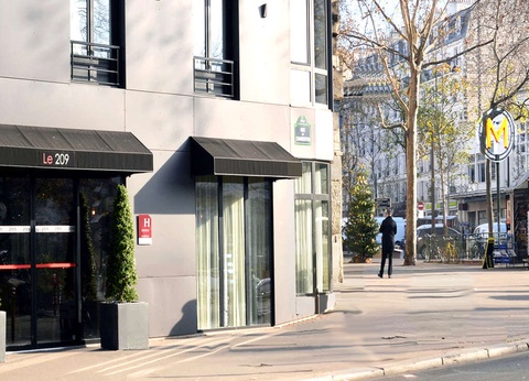 Evasion parisienne avec promenade sur la Seine - 4* - 3