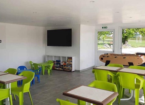 Camping Les Chênes Clairs, 3* - 9