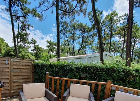 Domaine des Pins, 4* - 8