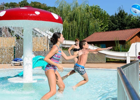 Camping Ile De La Comtesse, 4* - 10