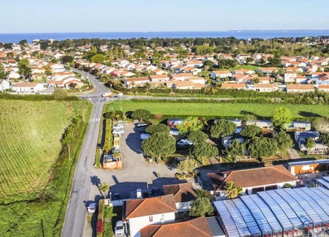 Camping La Riviera, 4* - 226