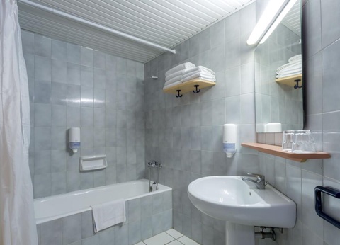 Hôtel Mon French Club - Dolphin Bay 4* - 7