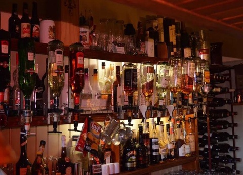 Camping Château de Lacomté, 4* - 17