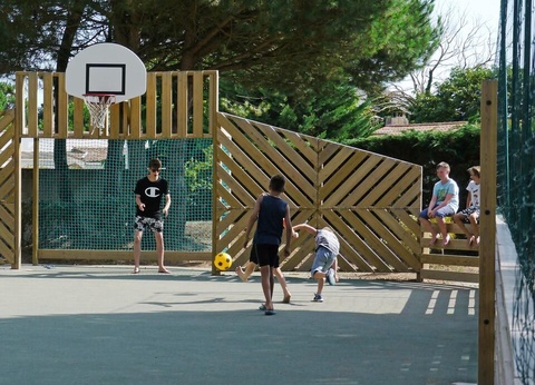 Camping Le Suroit 4* - 5