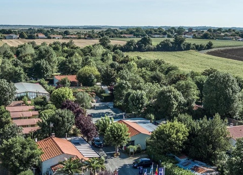 Flower Camping L'Abri-Côtier, 3* - 136