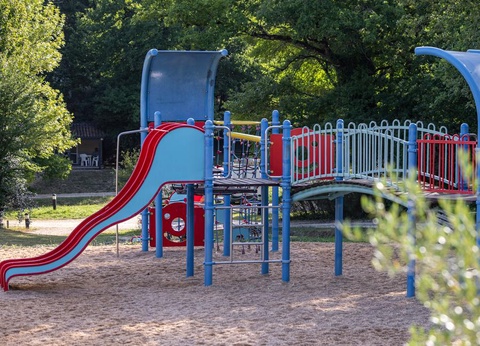 La Forêt Enchantée, 3* - 18