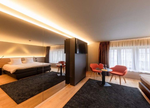 Romance & bulles à Florenville ! - 3* - 6