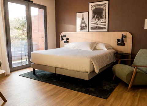 Week-end romantique avec champagne au coeur d'un parc - 4* - 12