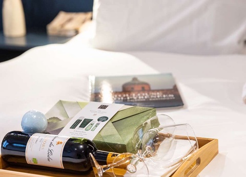 Un souvenir romantique autour d'une table, au centre de Toulouse - 4* - 32