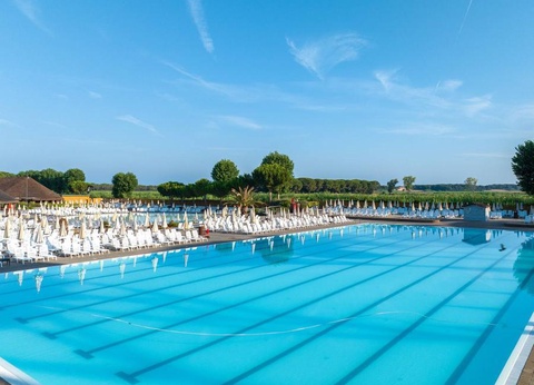 Hu Park Albatros Village, 4* - 72