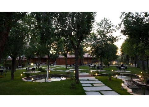 Bungalow familial (2 adultes + 2 enfants) avec entrées au Parque Warner - 6