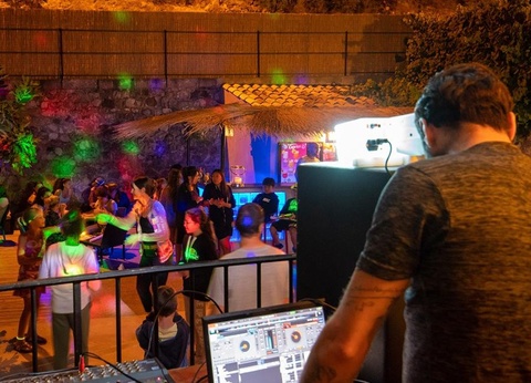 Camping Les Eaux Chaudes, 3* - 11