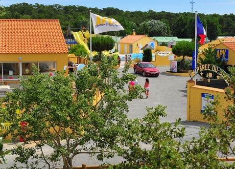 Camping La Parée du Jonc, 3* - 27