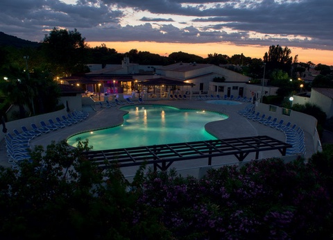 SOWELL RESIDENCES Les Lauriers Roses 3* - 7