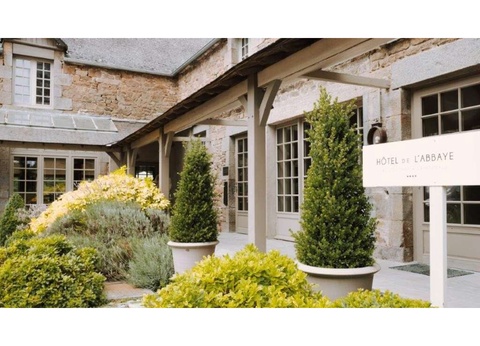 Détente et gastronomie dans une ancienne abbaye près de Saint-Malo - 4* - 6