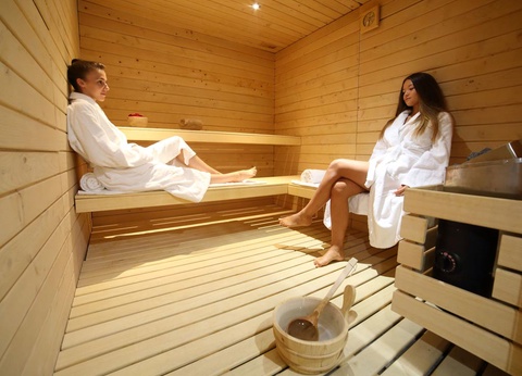 Hôtel Plaza 4* - Hôtel + Billets - 15
