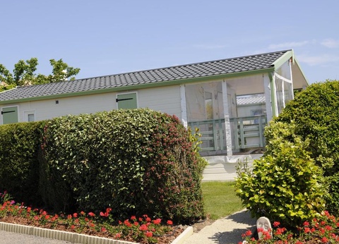 Camping du Domaine de l'Auzance, 3* - 46