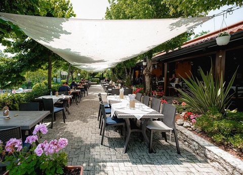 Centro Vacanze San Marino, 4* - 71