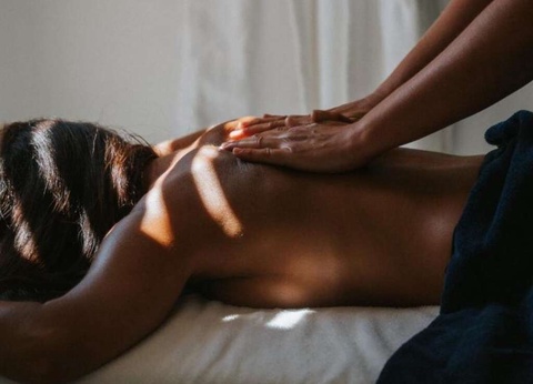 ÉCrin de bien-ètre avec soin et spa à Collioure - 5* - 10