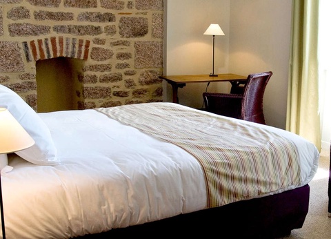 Séjour de luxe en suite vue mer avec spa: Perros Guirec - 3* - 14